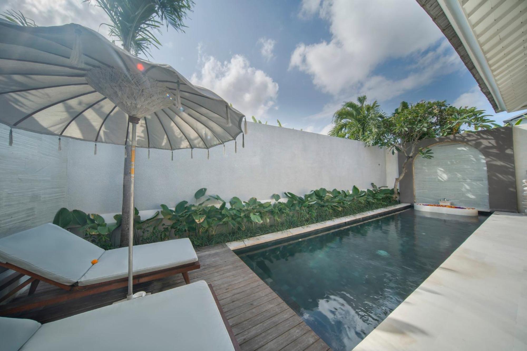 Astera Villa Seminyak By Ini Vie Hospitality Eksteriør billede